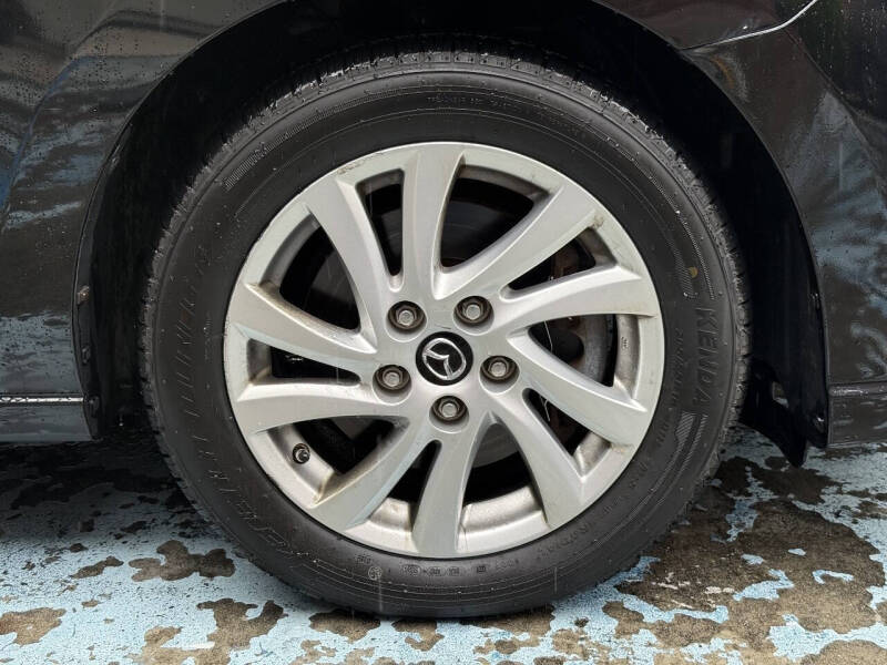 2013 Mazda MAZDA5 Sport