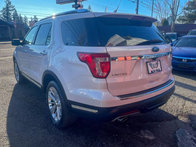 2018 Ford Explorer Limited