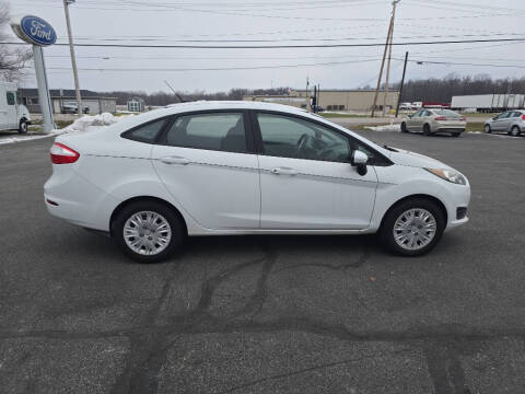 2015 Ford Fiesta S