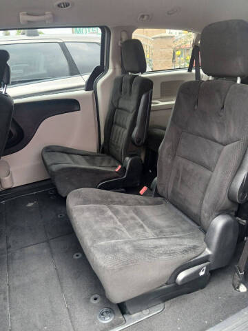 2016 Dodge Grand Caravan SXT Plus