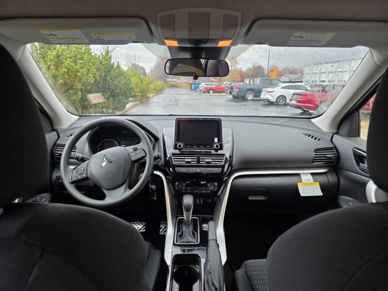 2026 Mitsubishi Eclipse Cross ES