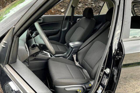 2024 Hyundai Venue SE