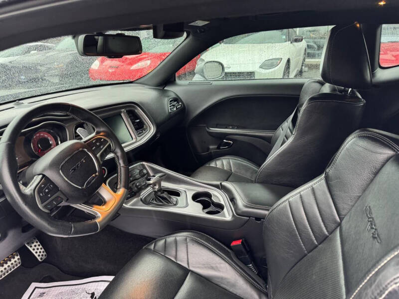 2016 Dodge Challenger SRT Hellcat