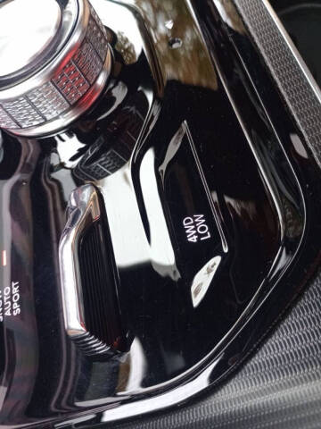 2023 Jeep Grand Wagoneer L Series III