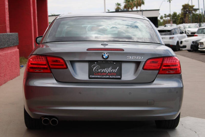 2011 BMW 3 Series 328i