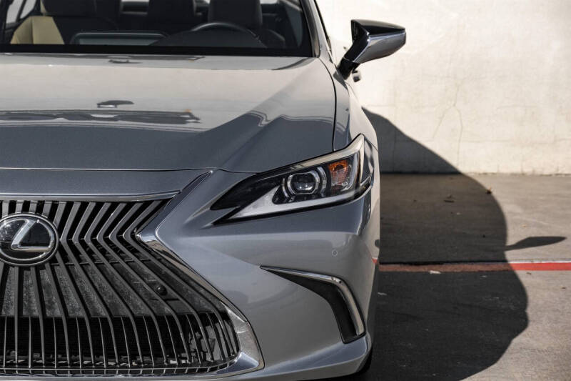 2022 Lexus ES 350