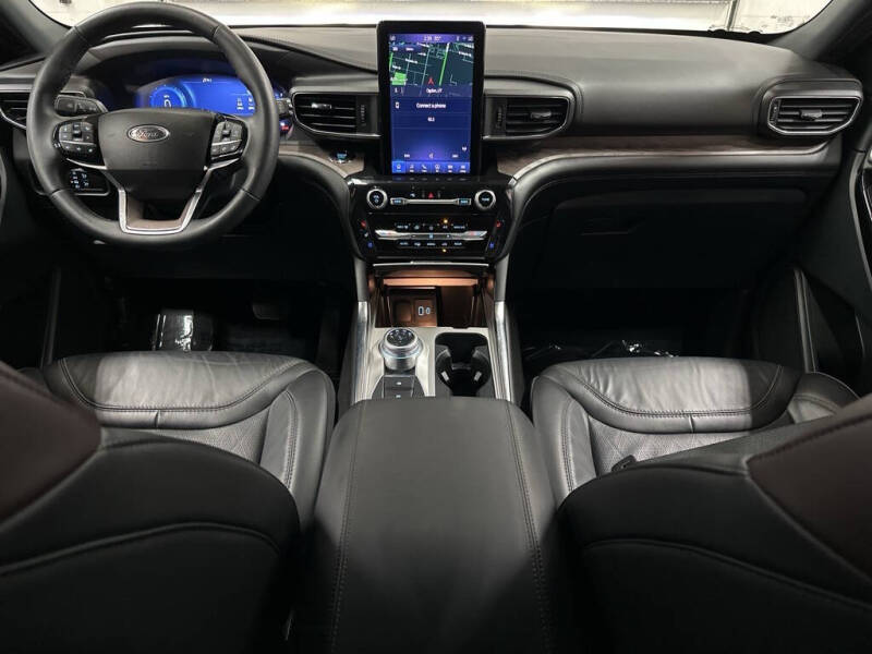 2024 Ford Explorer Platinum