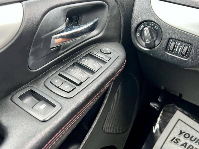 2014 Dodge Grand Caravan R/T