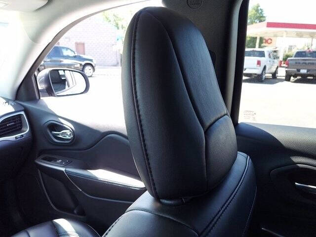 2019 Jeep Cherokee Altitude