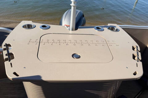 2020 Bennington 21 SF