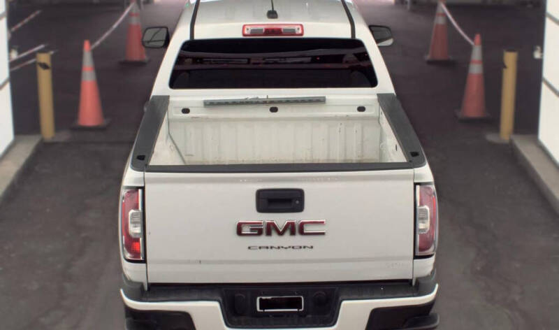 2021 GMC Canyon Elevation Standard