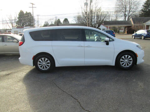 2017 Chrysler Pacifica Touring