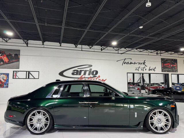 2022 Rolls-Royce Phantom