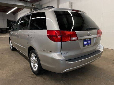 2004 Toyota Sienna XLE Limited 7 Passenger