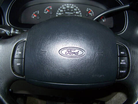 2000 Ford E-Series E-150