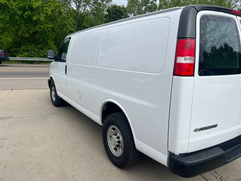 2019 Chevrolet Express 2500