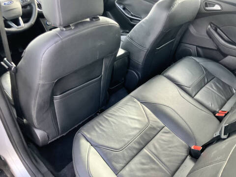 2017 Ford Focus Titanium