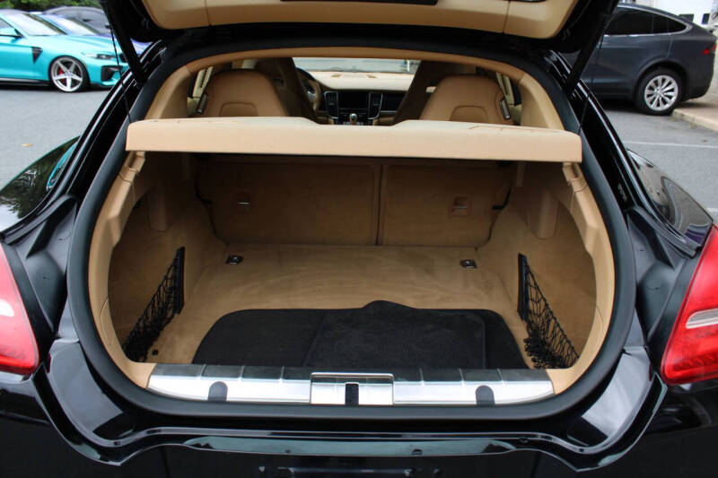 2012 Porsche Panamera