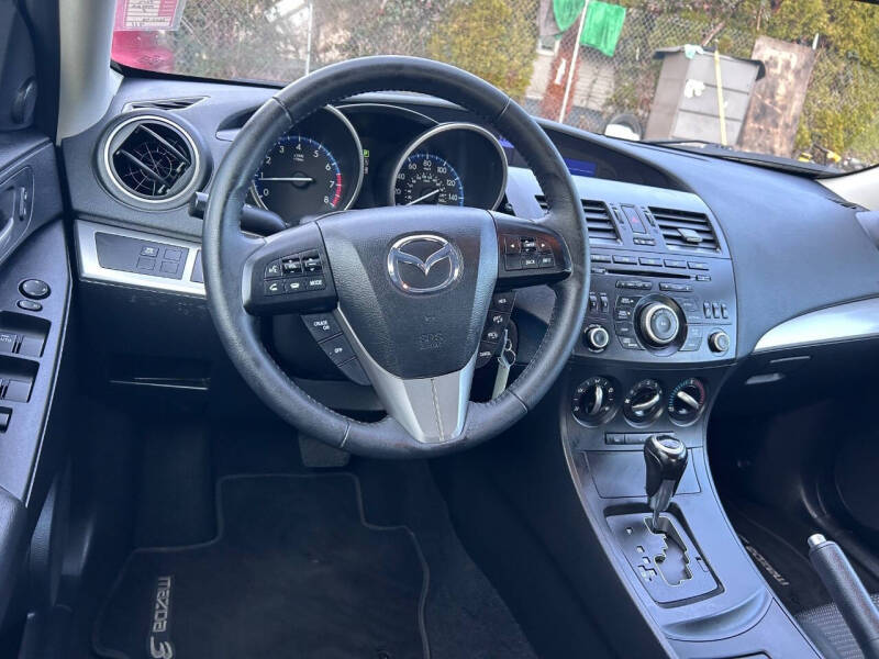 2012 Mazda MAZDA3 i Touring