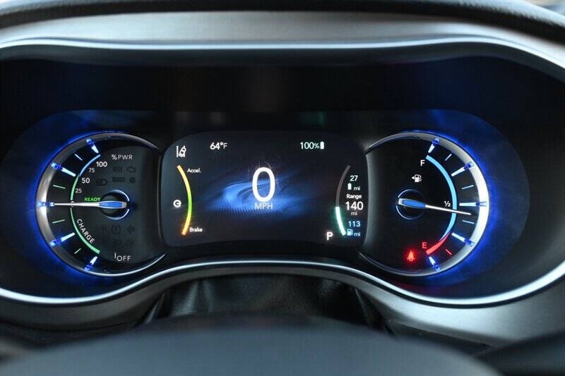 2020 Chrysler Pacifica Hybrid Limited Red S