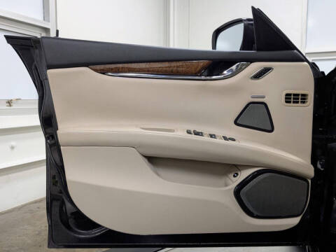 2014 Maserati Quattroporte Sport GT S