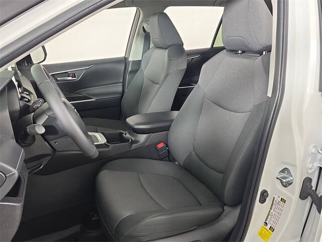 2025 Toyota RAV4 Hybrid Woodland Edition