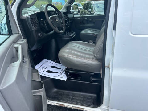 2017 Chevrolet Express 2500