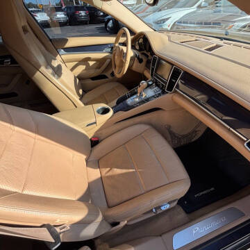 2011 Porsche Panamera