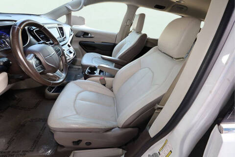 2018 Chrysler Pacifica Touring L