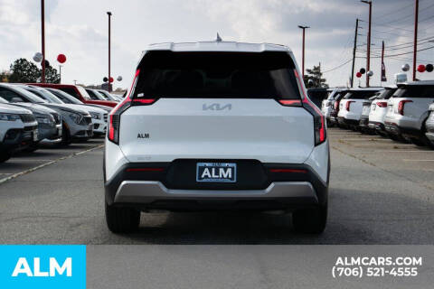 2024 Kia EV9 Light Long Range