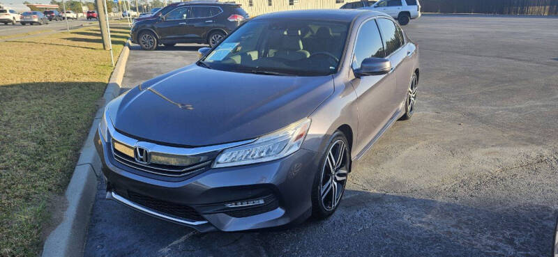 2017 Honda Accord Touring's photo
