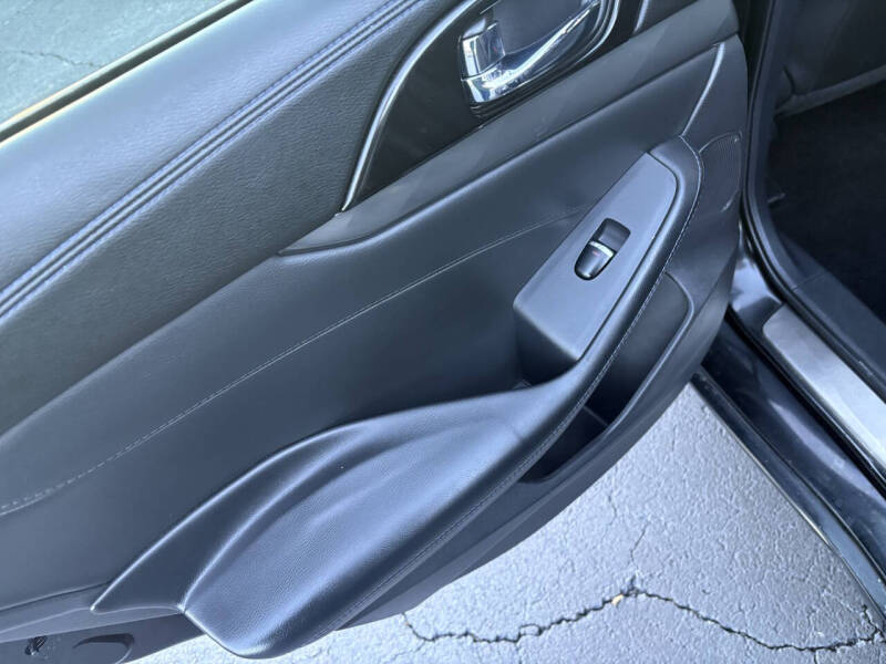 2017 Nissan Maxima 3.5 SR