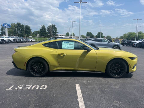 2025 Ford Mustang EcoBoost