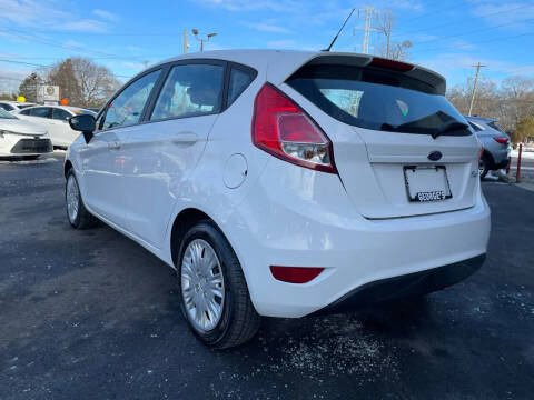 2016 Ford Fiesta S