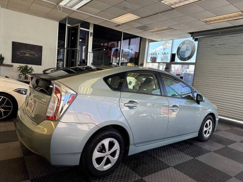 2013 Toyota Prius Two