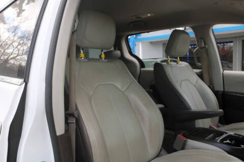 2019 Chrysler Pacifica Touring L