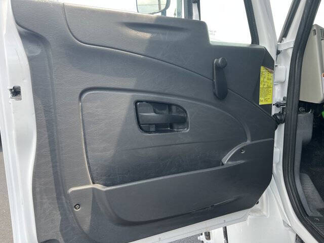 2018 International DuraStar 4300