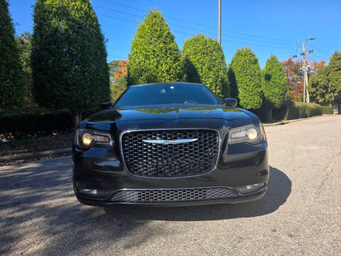 2019 Chrysler 300 S