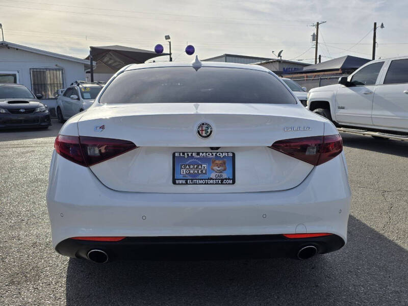 2017 Alfa Romeo Giulia Ti