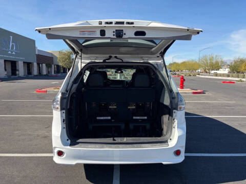 2016 Toyota Sienna