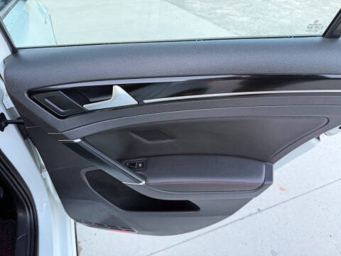 2015 Volkswagen Golf GTI SE