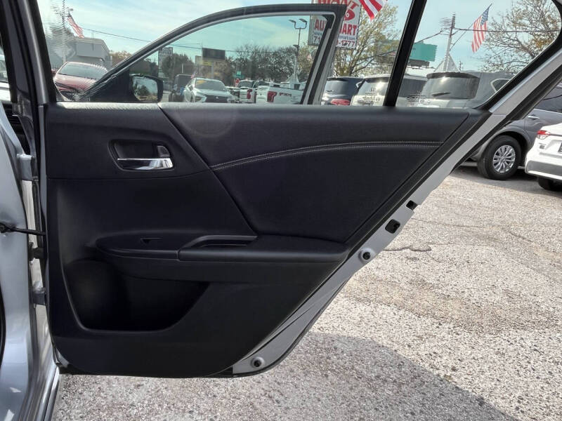 2017 Honda Accord Sport w/Honda Sensing