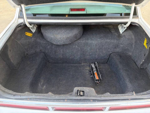 1997 Lincoln Town Car Executive