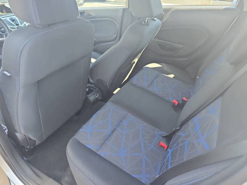 2013 Ford Fiesta SE
