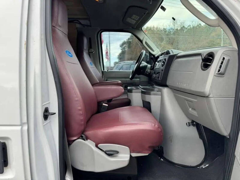 2013 Ford E-Series E-150