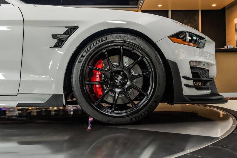 2022 Ford Mustang