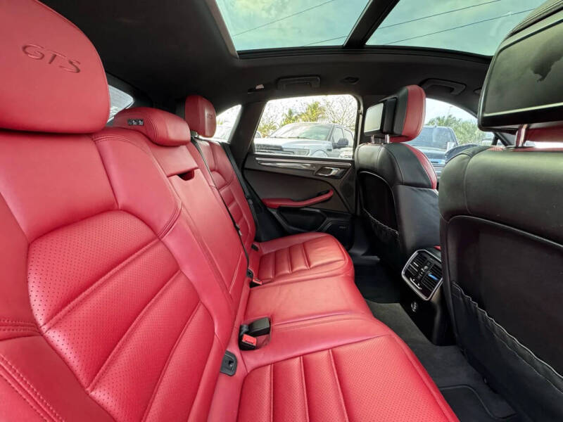 2017 Porsche Macan GTS