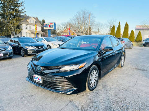 2018 Toyota Camry Hybrid for sale at 1NCE DRIVEN in Easton PA