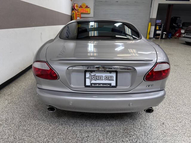 2001 Jaguar XKR