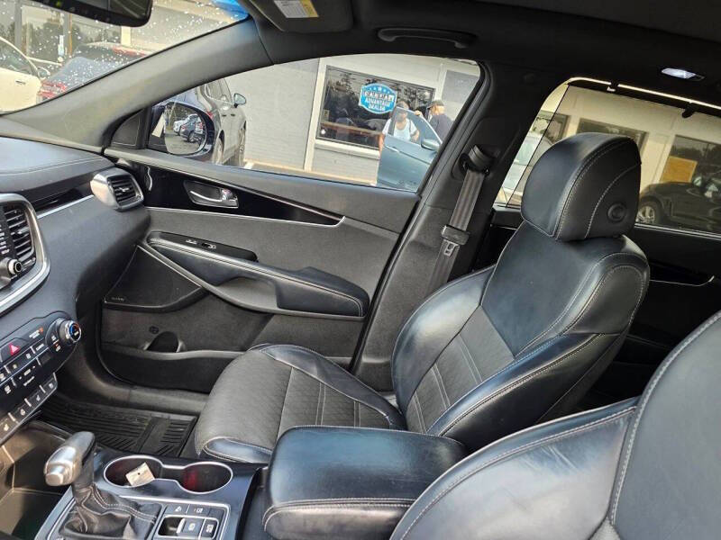 2017 Kia Sorento SX Limited V6